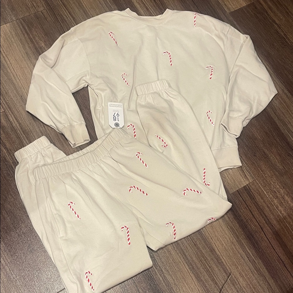 Candy Cane Print Women's Sweatsuit Set